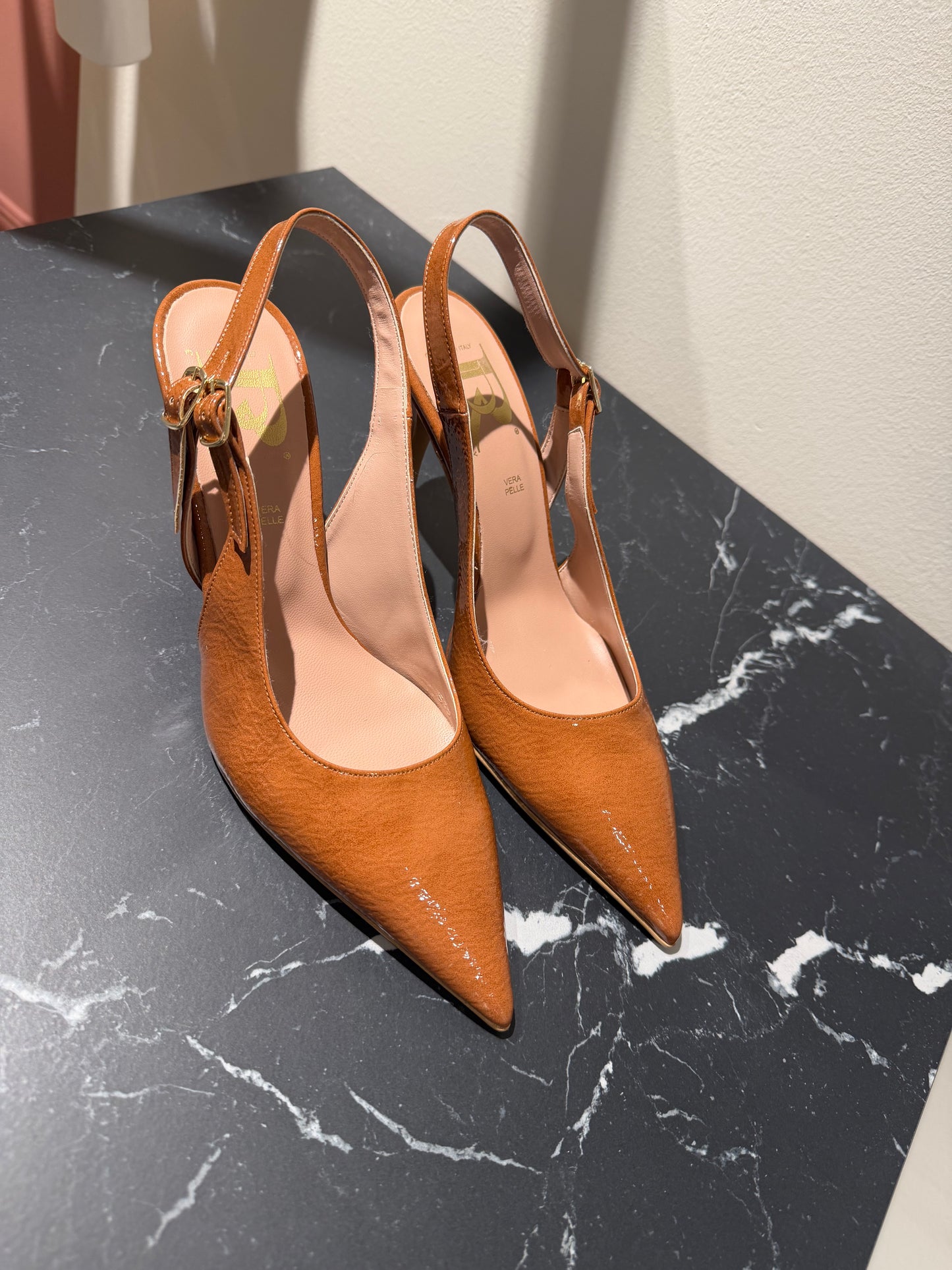 Slingback tabacco