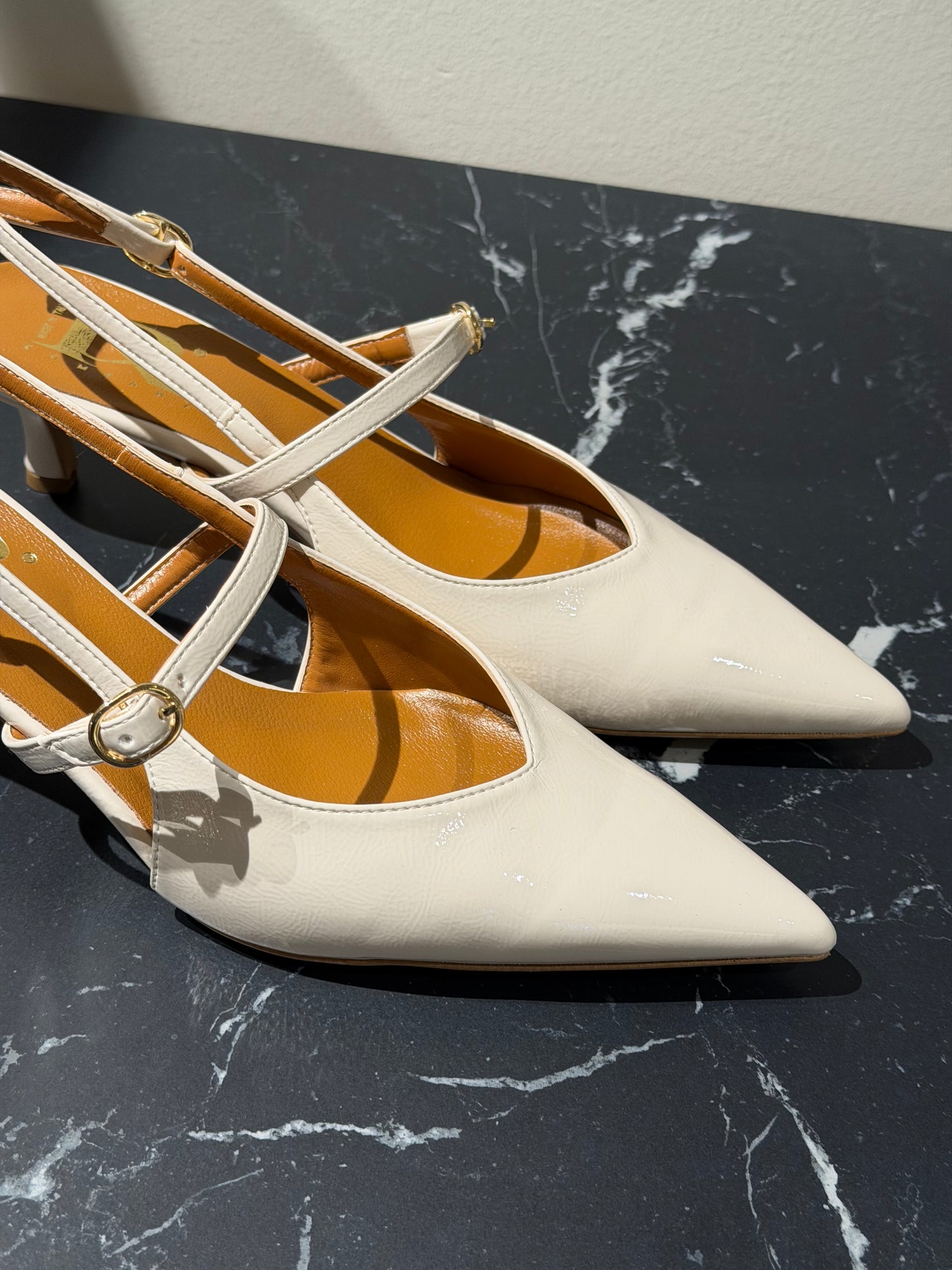 Slingback burro