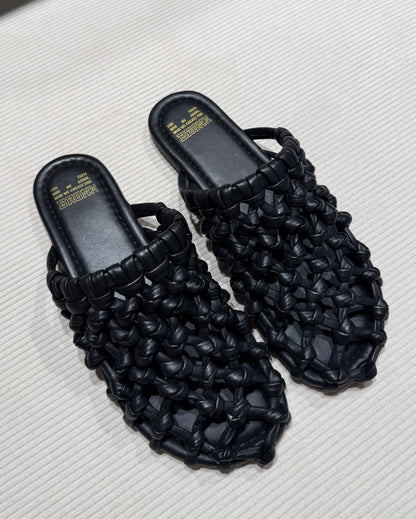 Slipper nere