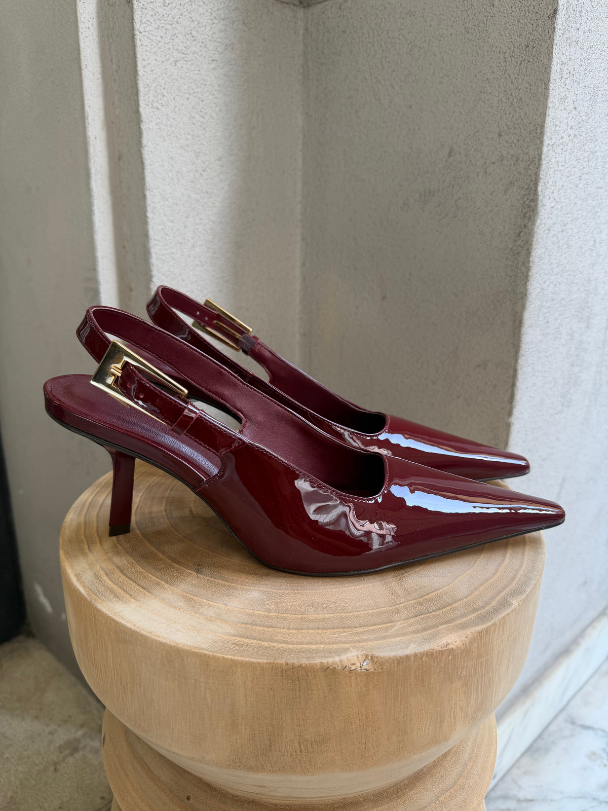 Slingback vernice