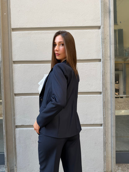Tailleur blu navy con giacca slim e pantalone wide leg – Iblues