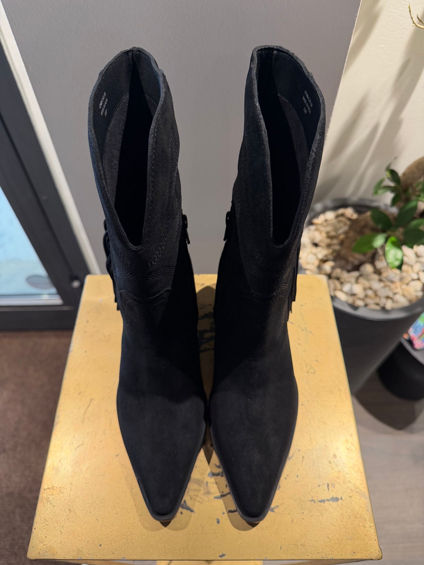 Texano Suede