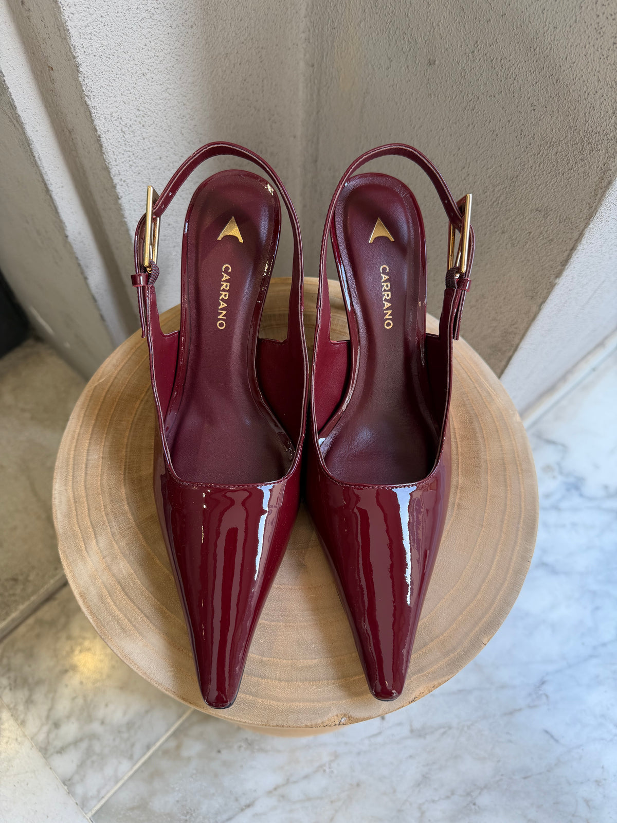 Slingback vernice