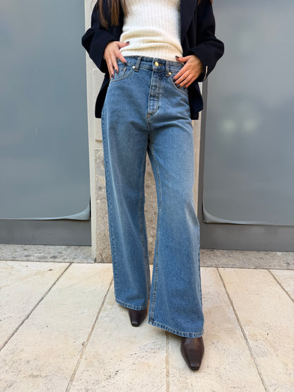 Jeans loose fit a vita bassa in denim lavaggio blu medio – Hinnominate