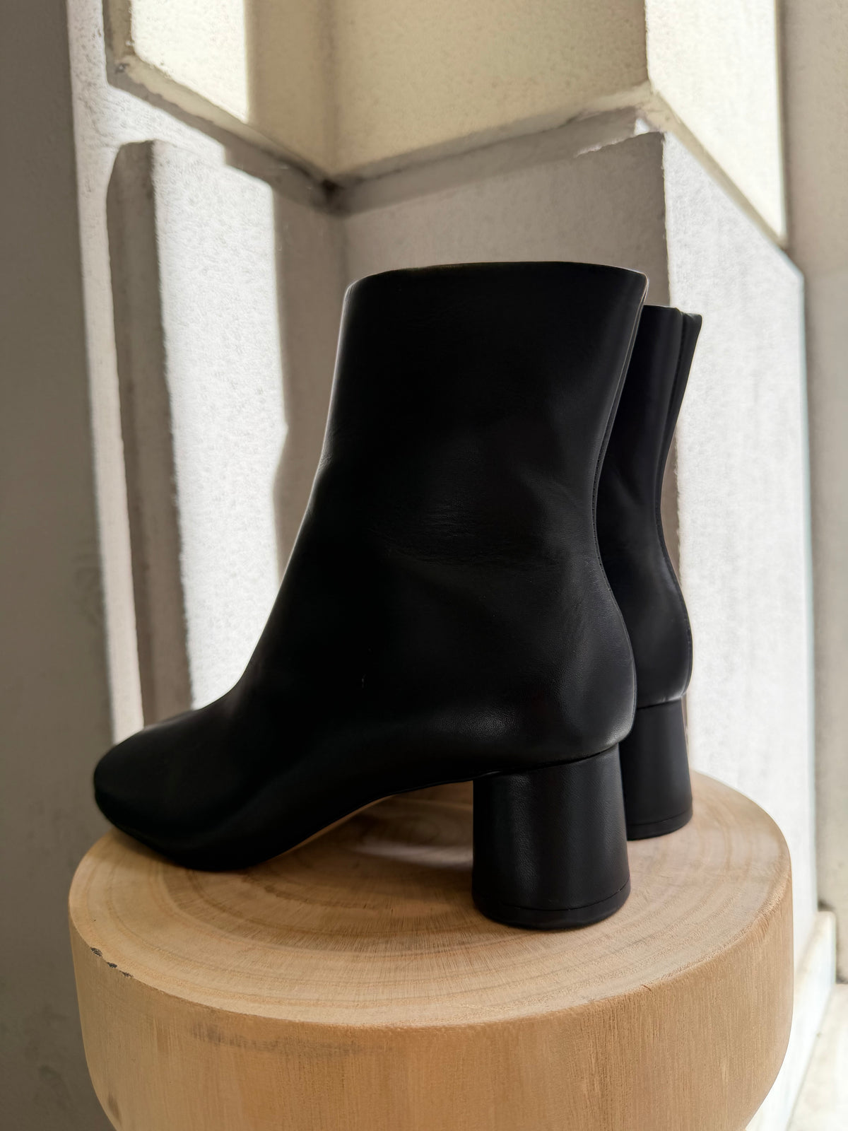 Stivale con zip laterale